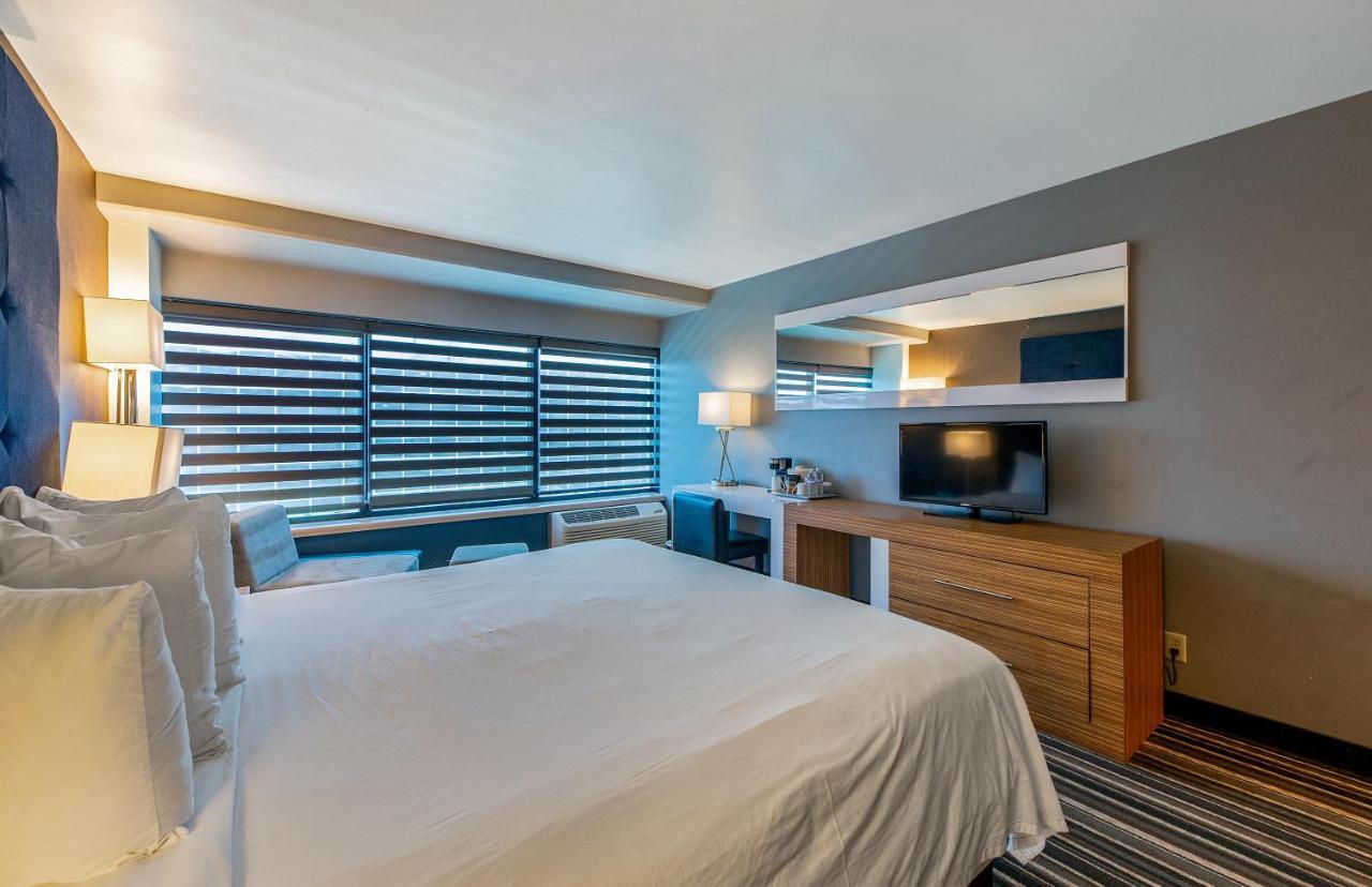 Hotel Huntington Beach Exterior photo