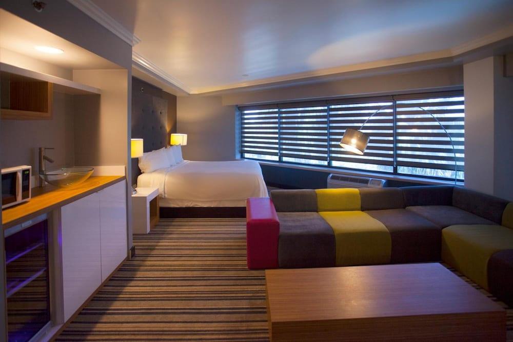 Hotel Huntington Beach Exterior photo