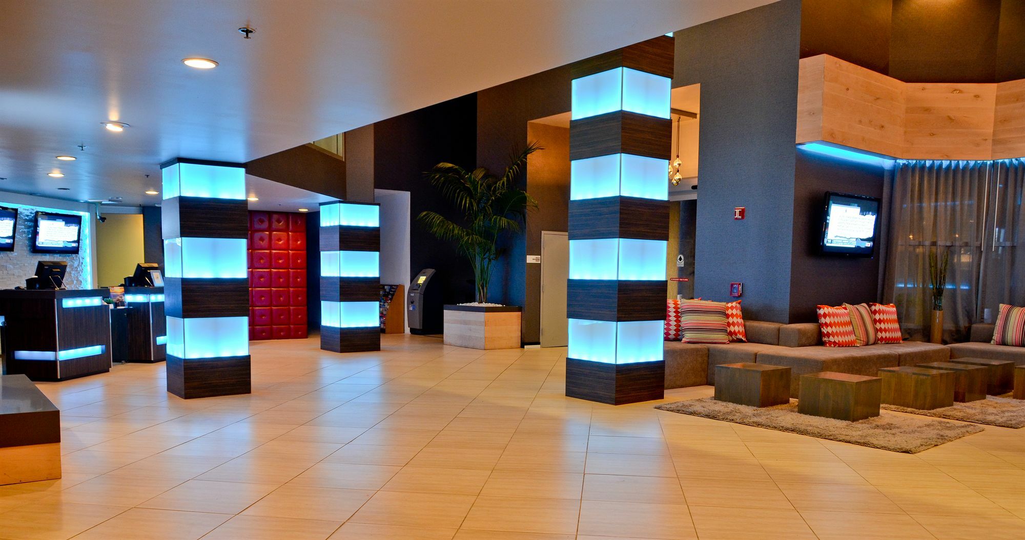 Hotel Huntington Beach Exterior photo